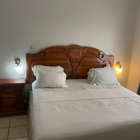 Summer Grove Villa Kololi Zewnętrze zdjęcie